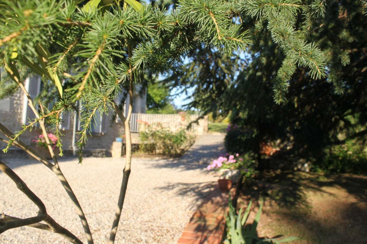 Bed and Breakfast Bella Simonetta Francueil Exterior foto