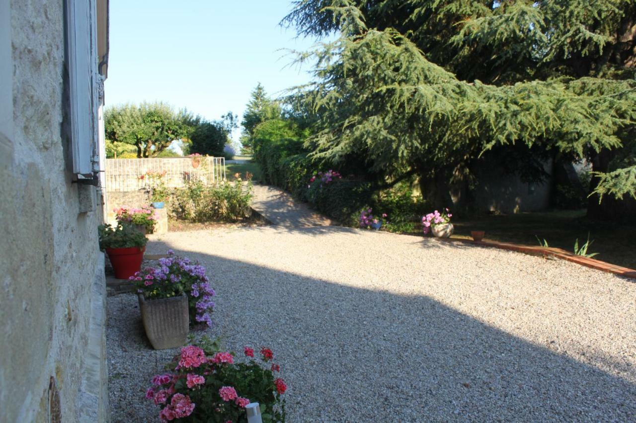 Bed and Breakfast Bella Simonetta Francueil Exterior foto